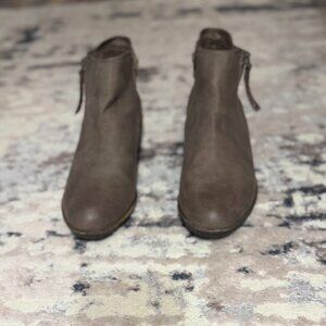 Madden Girl Brronco Booties, brown